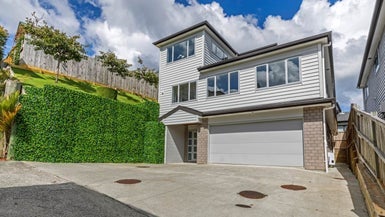 81 Lake Road, Northcote, Auckland - Carousel 1
