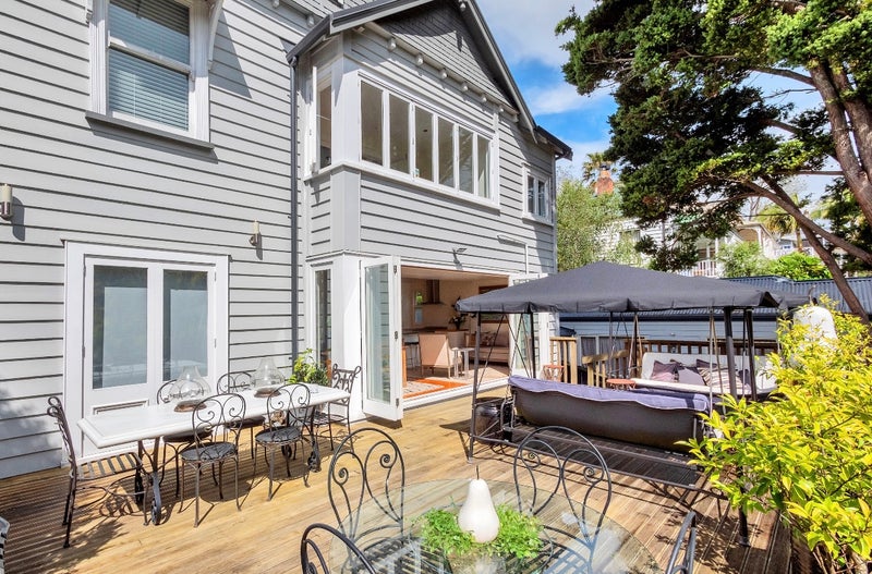 9 Gibraltar Crescent, Parnell, Auckland - Carousel 1