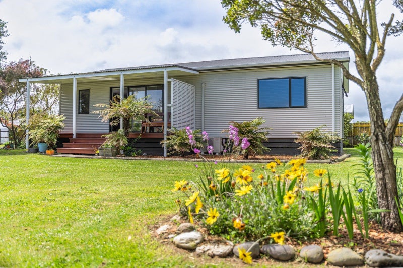 22 Kiharoa Street, Otaki Beach, Otaki - Carousel 2