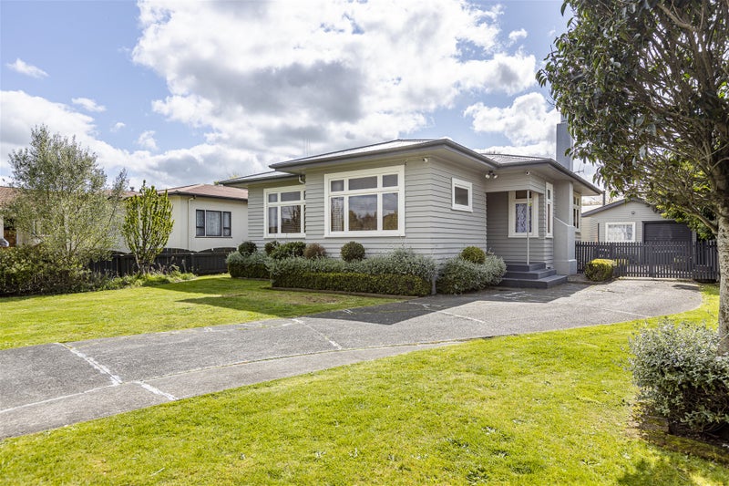 80 Guy Avenue, Takaro, Palmerston North - Carousel 1