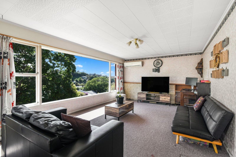 58 Brockville Road, Glenross, Dunedin - Carousel 1