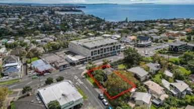 2/73 Lyons Avenue, Rothesay Bay, Auckland - Carousel 1