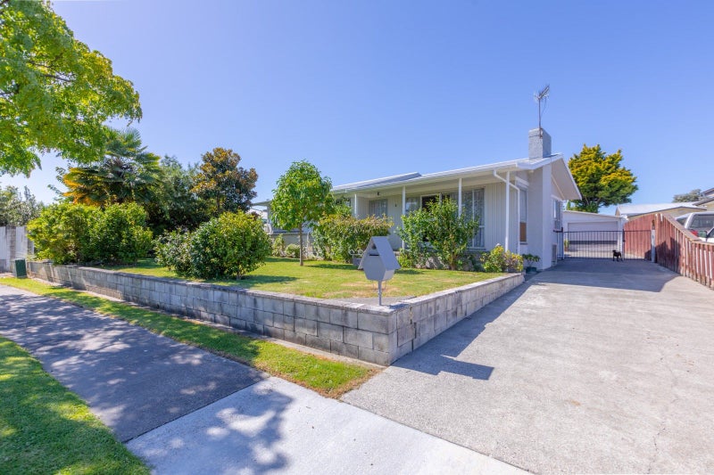 3 Shortland Street, Tamatea, Napier - Carousel 1