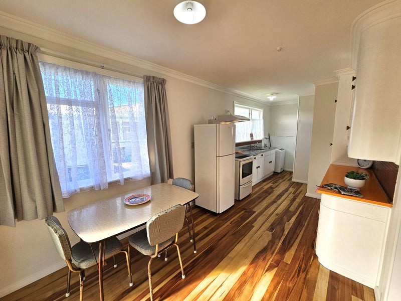 11 Middlesex Street, Levin, Levin - Carousel 2