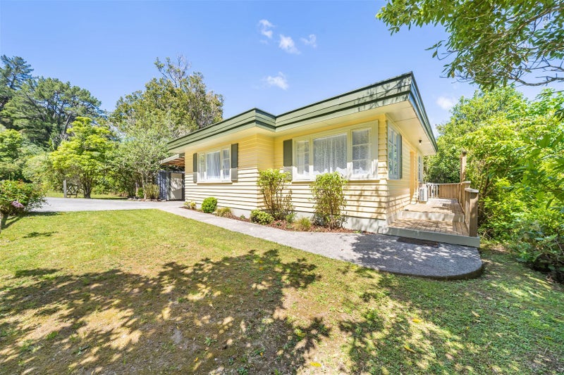 7 Roseveare Grove, Te Marua, Upper Hutt - Carousel 1