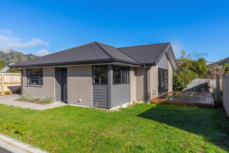 22 Discovery Way, Waikawa, Picton - Carousel 2