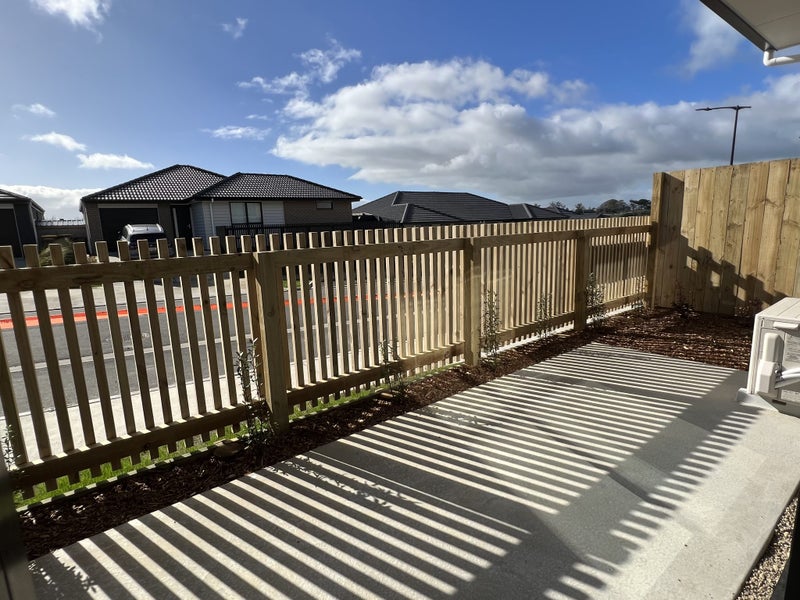 1/65 Pragma Rise, Huntington, Hamilton - Carousel 10