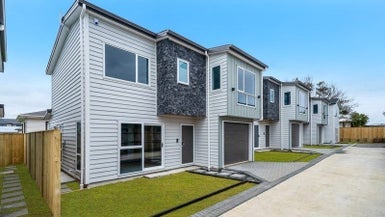 121E Tui Road, Papatoetoe, Auckland - Carousel 1