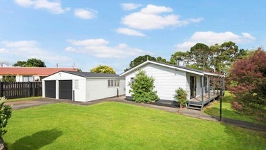 1 Godwit Place, Lynfield, Auckland - Carousel 1