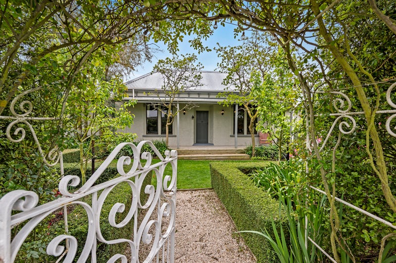 8 Cross Street, Coalgate, Coalgate - Carousel 1