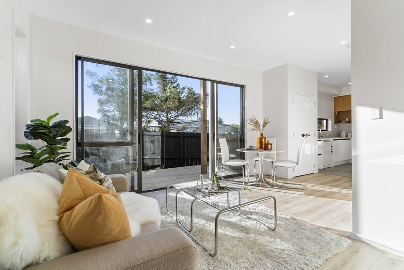 18B Minton Place, Manurewa, Auckland - Carousel 2
