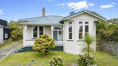 16 Tarata Street, Mount Eden, Auckland - Carousel 1