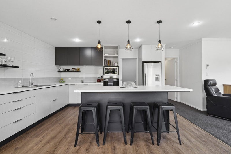 54 Resolution Drive, Whitby, Porirua - Carousel 2