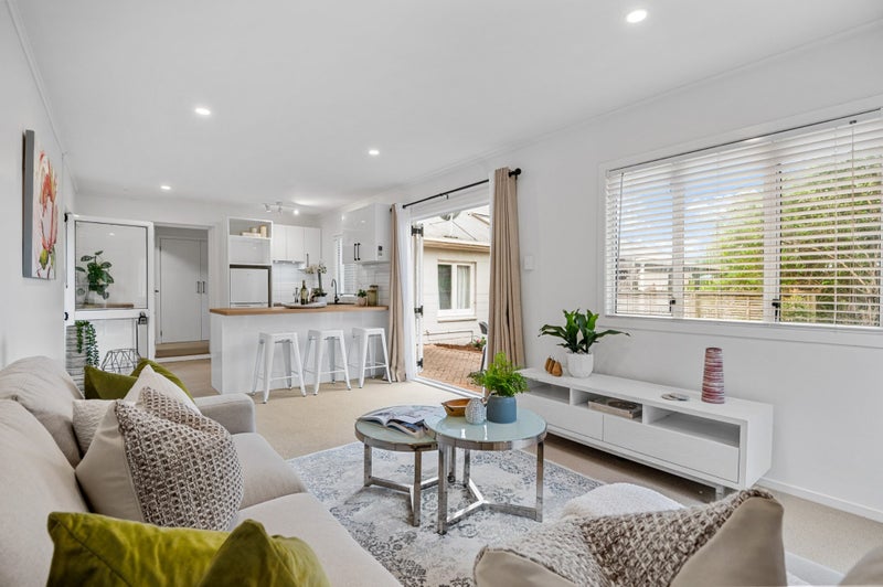 1/9 Wootton Road, Remuera, Auckland - Carousel 1