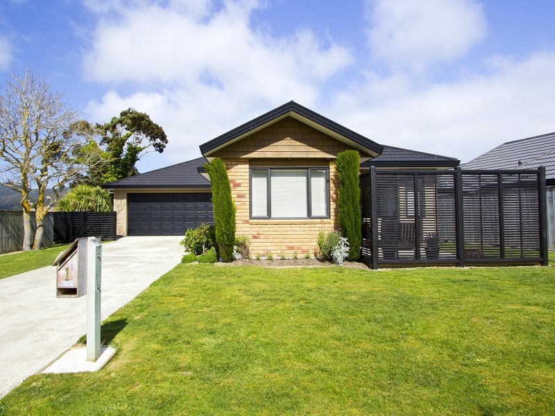 1 Sun Valley Grove, Wainuiomata, Lower Hutt - Carousel 19