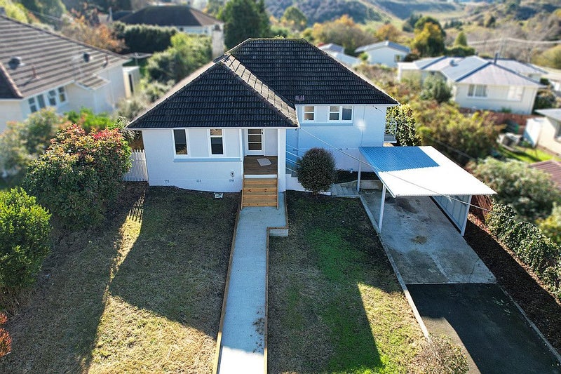 4 Hayle Street, Holmes Hill, Oamaru - Carousel 1