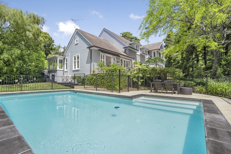 36A Chatsworth Road, Silverstream, Upper Hutt - Carousel 2