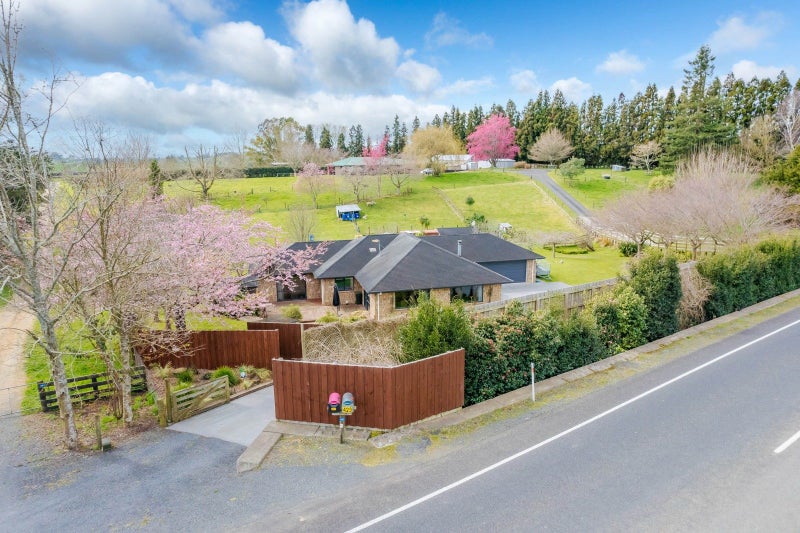 423 Waikeria Road, Kihikihi, Te Awamutu - Carousel 1