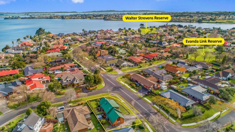 2 Cumbrian Place, Conifer Grove, Takanini - Carousel 26