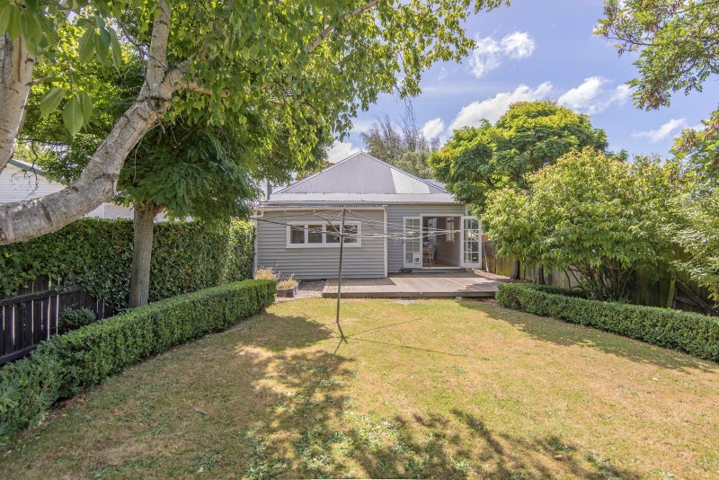 124 Somerfield Street, Somerfield, Christchurch - Carousel 19