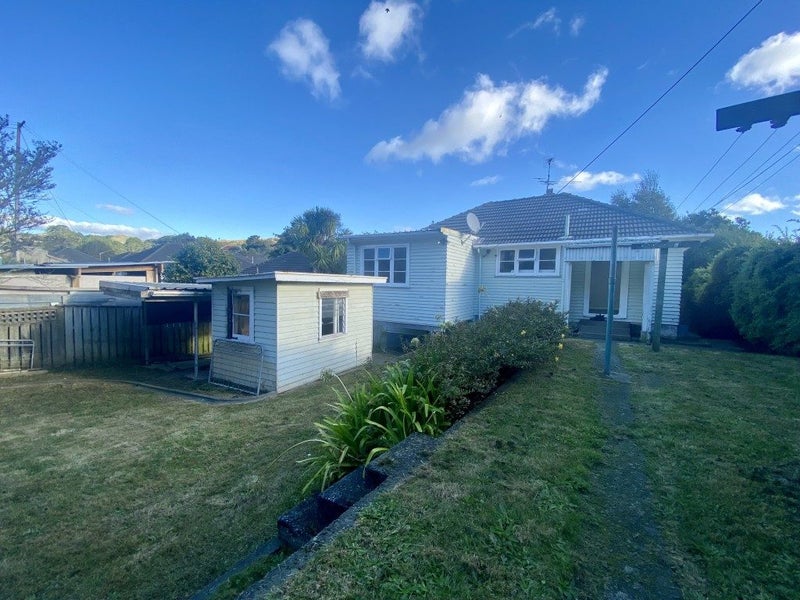 63 Mungavin Avenue, Ranui, Porirua - Carousel 1