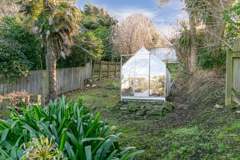 220 Ohiro Road, Brooklyn, Wellington - Carousel 16