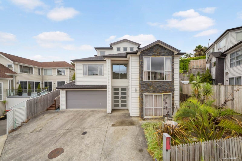 53 Golden Morning Drive, Albany Heights, Auckland - Carousel 1