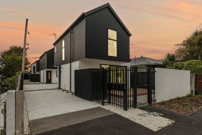 1/128 Huxley Street, Sydenham, Christchurch - Carousel 1