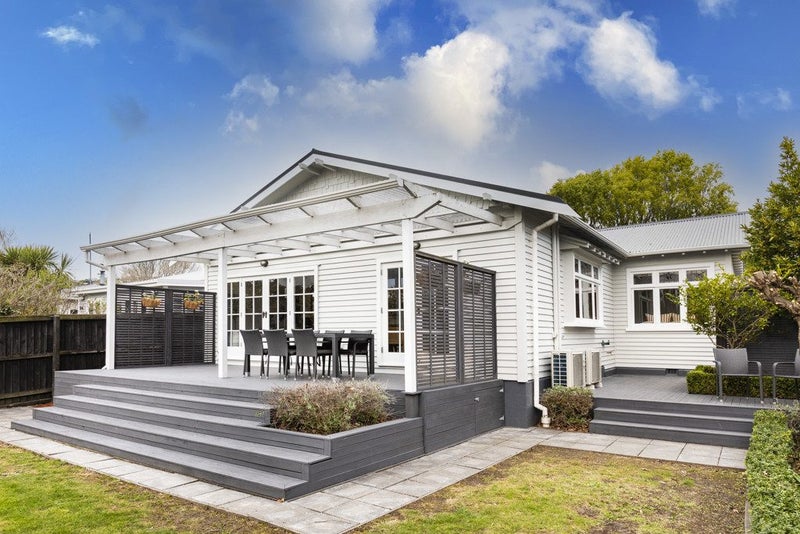 7 Malcolm Avenue, Cashmere, Christchurch - Carousel 1
