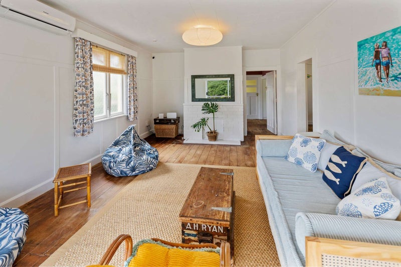 20 Seafront Road, Castlecliff, Whanganui - Carousel 2