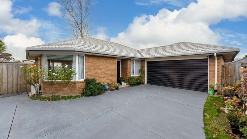 7 Bluebell Lane, Woolston, Christchurch - Carousel 1