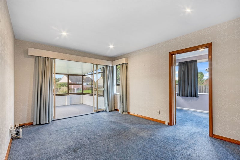 6 Hillary Crescent, Upper Riccarton, Christchurch - Carousel 2