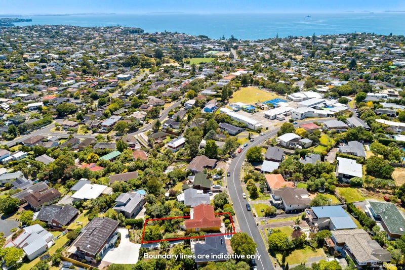 40 Galaxy Drive, Mairangi Bay, Auckland - Carousel 2