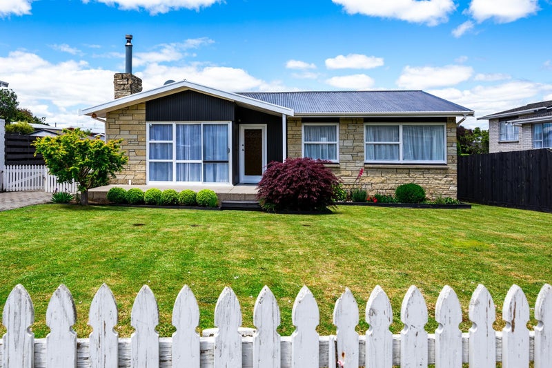 33 Glamis Avenue, Dinsdale, Hamilton - Carousel 1