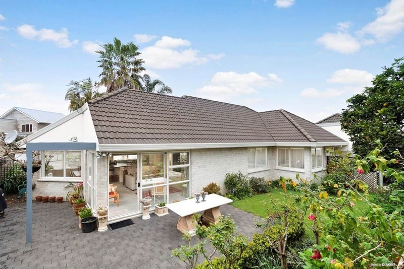 1/19 Driscoll Place, Farm Cove, Auckland - Carousel 14