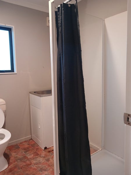 292 West Coast Road, Glen Eden, Auckland - Carousel 7