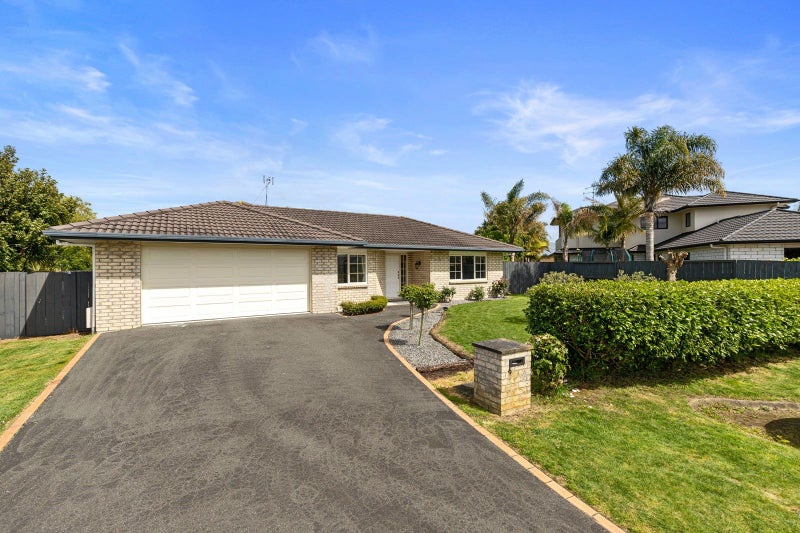 4 Gracefield Place, Huntington, Hamilton - Carousel 1