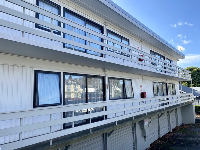 2/206 River Road, Claudelands, Hamilton - Carousel 9