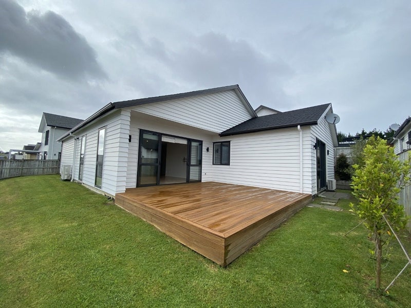 20 Kiwa Crescent, Gulf Harbour, Whangaparaoa - Carousel 1