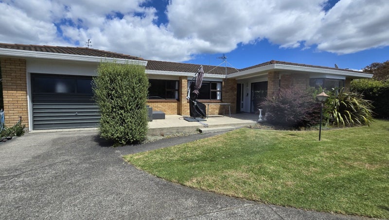 49B Ridge Street, Otumoetai, Tauranga - Carousel 1