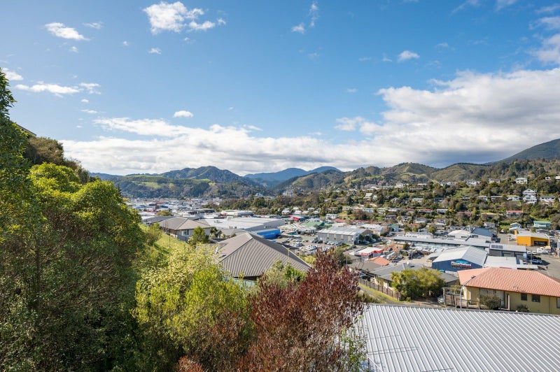 3 Carleton Place, Toi Toi, Nelson - Carousel 14