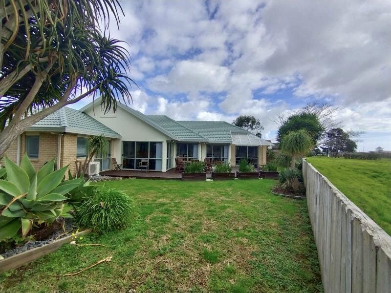 15 Aspatria Place, Northpark, Auckland - Carousel 2