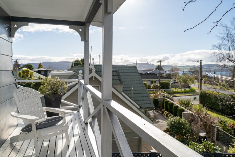 2/26 Aubrey Crescent, Rainbow Point, Taupo - Carousel 2