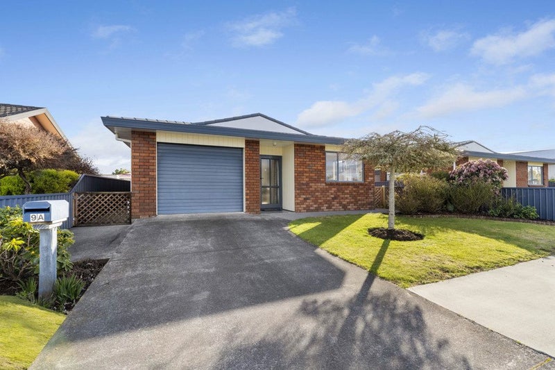 9A Juliet Street, Stratford - Carousel 1