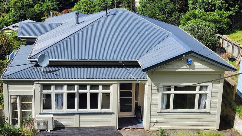 23 Plunket Street, Kelburn, Wellington - Carousel 1