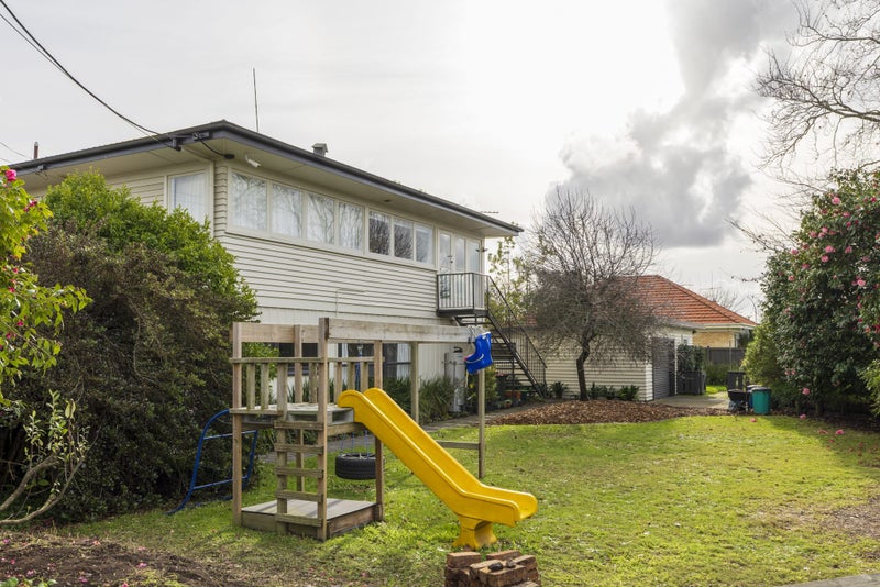 103 Cook Street, Hamilton East, Hamilton - Carousel 40