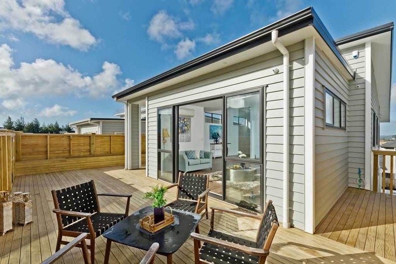 39 Ascension Crescent, Orewa, Orewa - Carousel 2