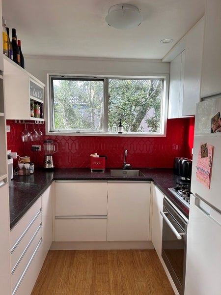 3/30 Mountain View Road, Western Springs, Auckland - Carousel 2