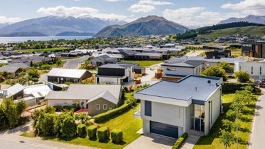 5 Bovett Place, Wanaka - Carousel 1