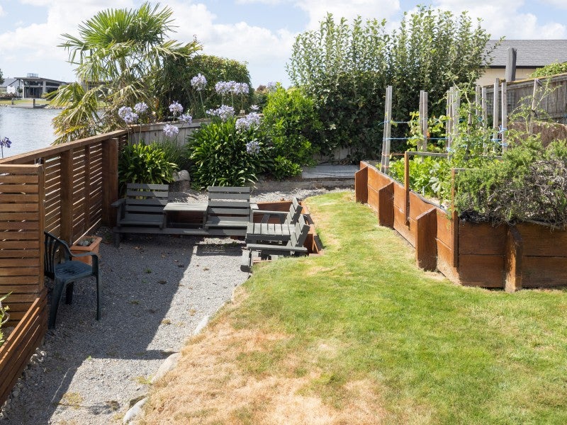 14 Witney Lane, Huntingdon, Ashburton - Carousel 26